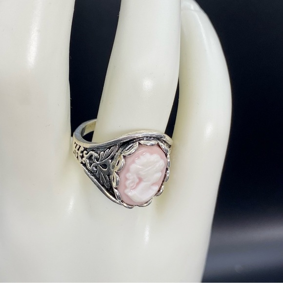 SILVER CAMEO RING SIZE 8 - Picture 3 of 11